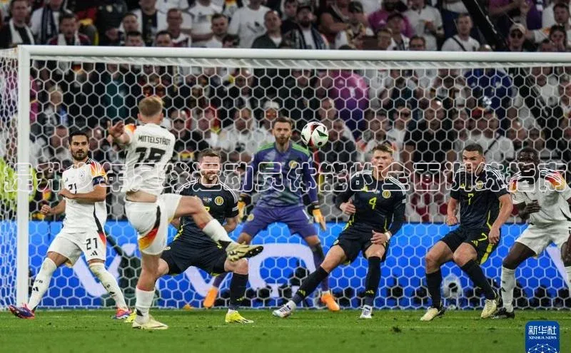 bd半岛·中国官方网站梯哥哥科技提升少年足球运动员体能的全面训练指南